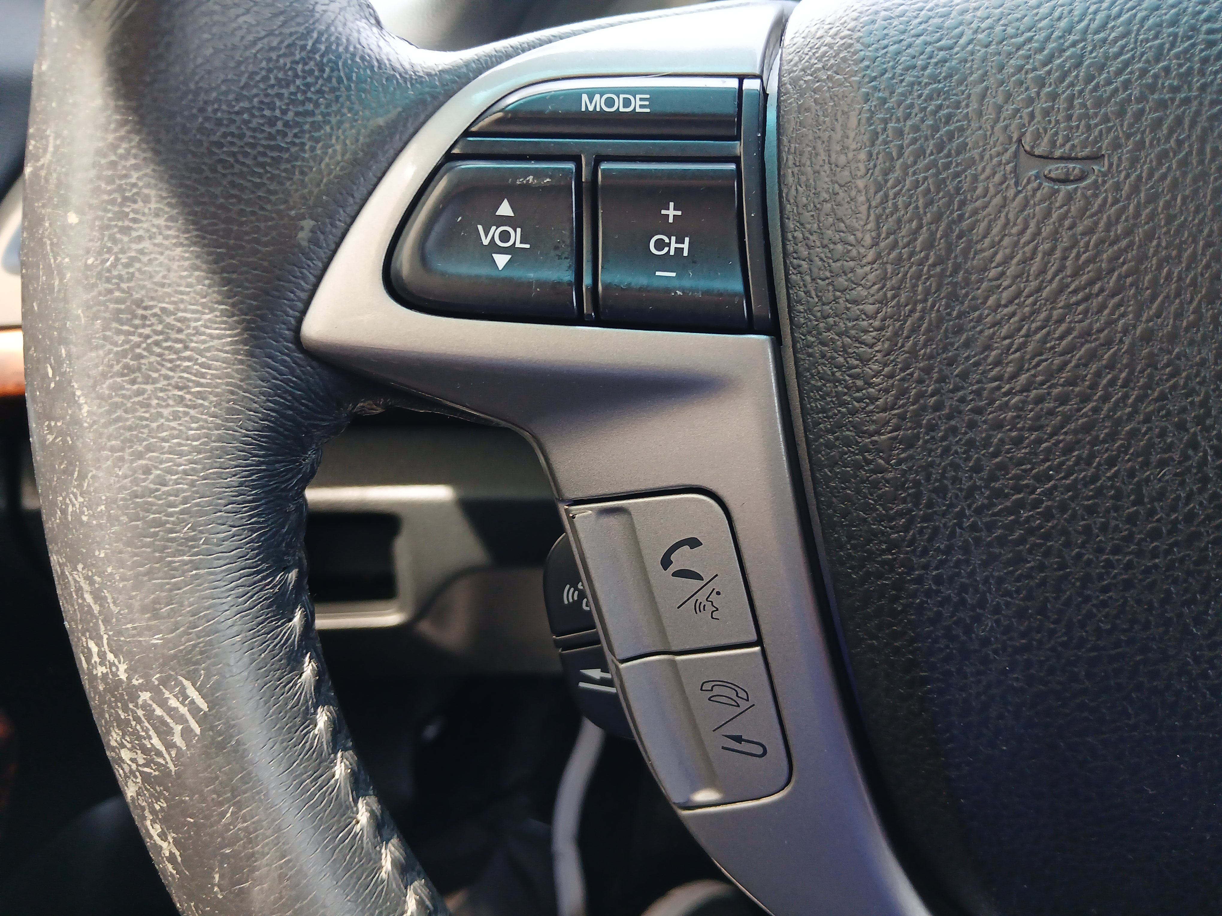 Used 2010 Honda Crosstour EX-L image 11