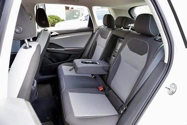 Used 2022 Volkswagen Taos S image 16