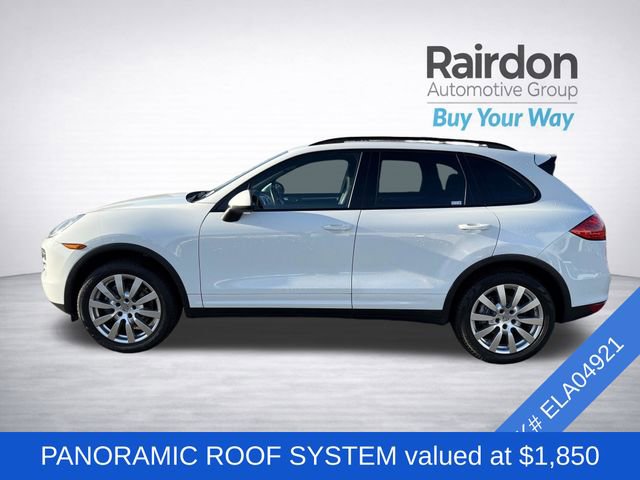 Used 2014 Porsche Cayenne w/ Basic Package image 4