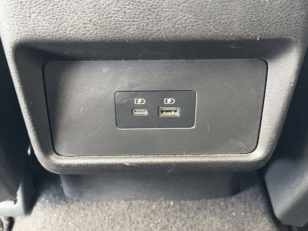 Certified 2023 Nissan Rogue SV image 29