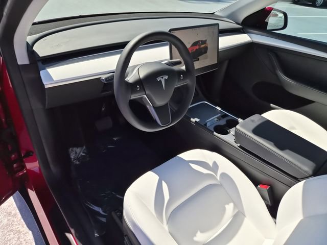 Used 2024 Tesla Model Y Long Range image 16