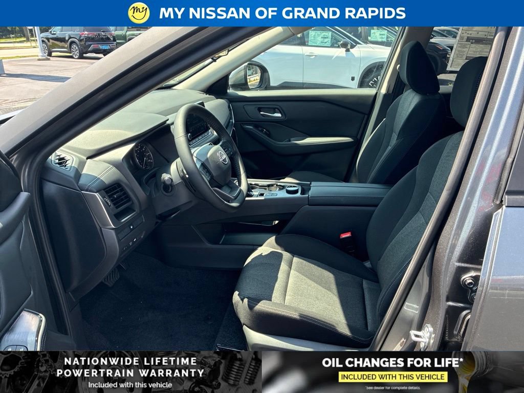 New 2026 Nissan Rogue SV AWD/4WD image 12
