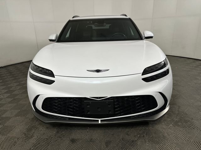 Used 2023 Genesis GV60 Advanced image 8