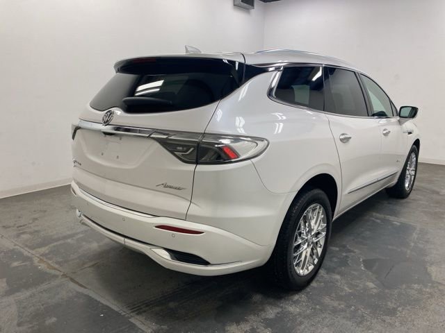 Used 2023 Buick Enclave Avenir w/ Avenir Technology Package image 6