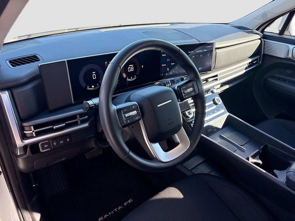 Used 2025 Hyundai Santa Fe SE image 9
