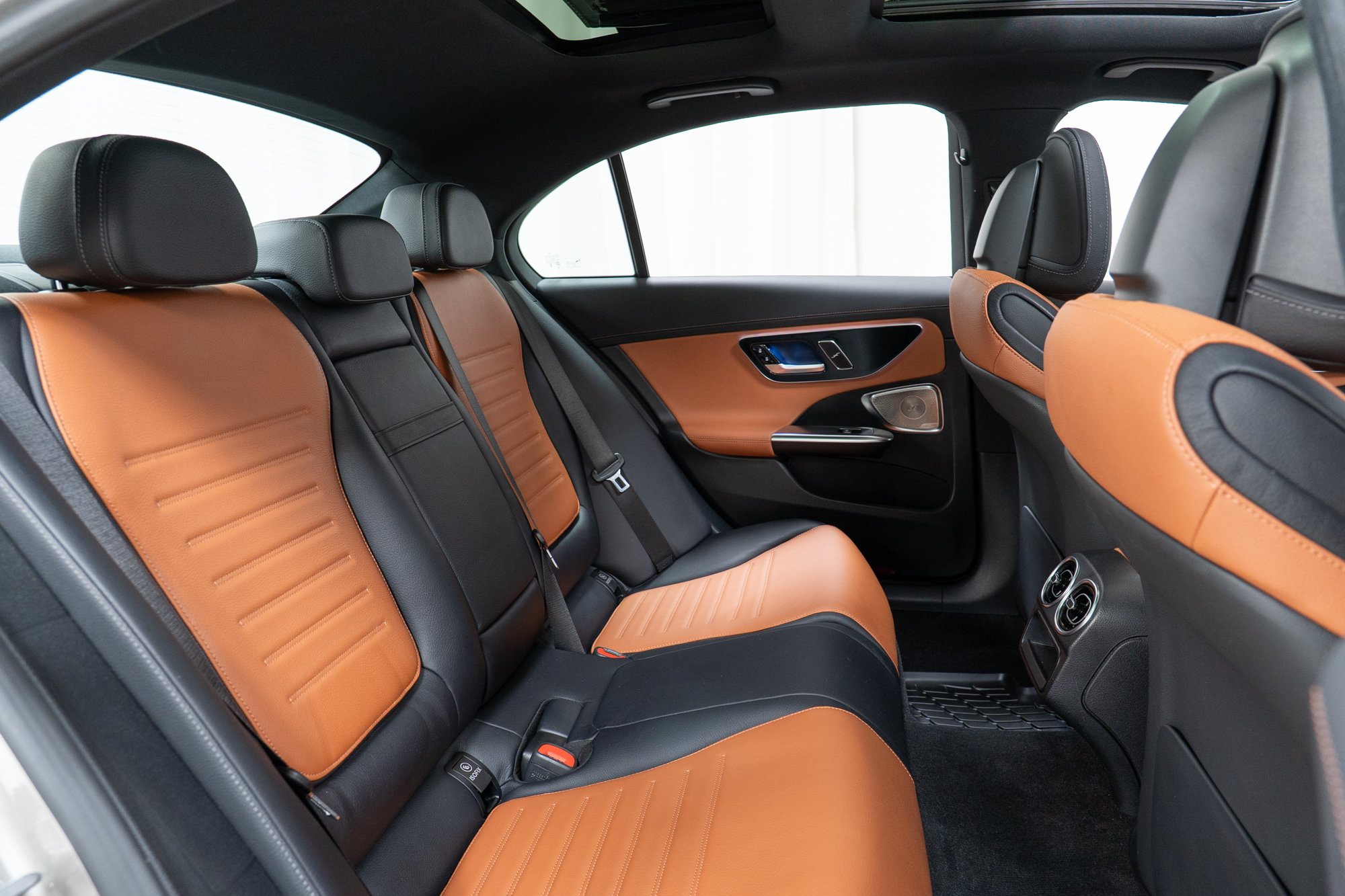 Certified 2024 Mercedes-Benz C 43 AMG 4MATIC Sedan image 25