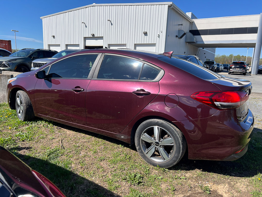 Used 2018 Kia Forte LX w/ LX Popular Package image 2