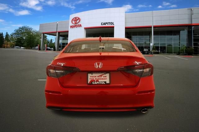 Used 2025 Honda Civic Sport image 4