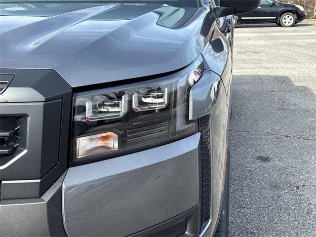 New 2026 Nissan Frontier S image 10