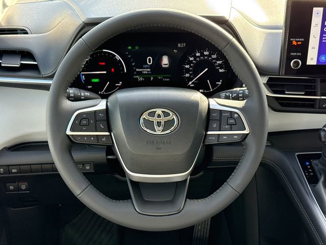 New 2026 Toyota Sienna XLE FWD image 15