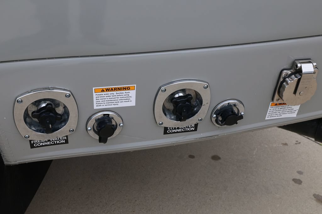 Used 2023 Mercedes-Benz Sprinter 3500 image 65