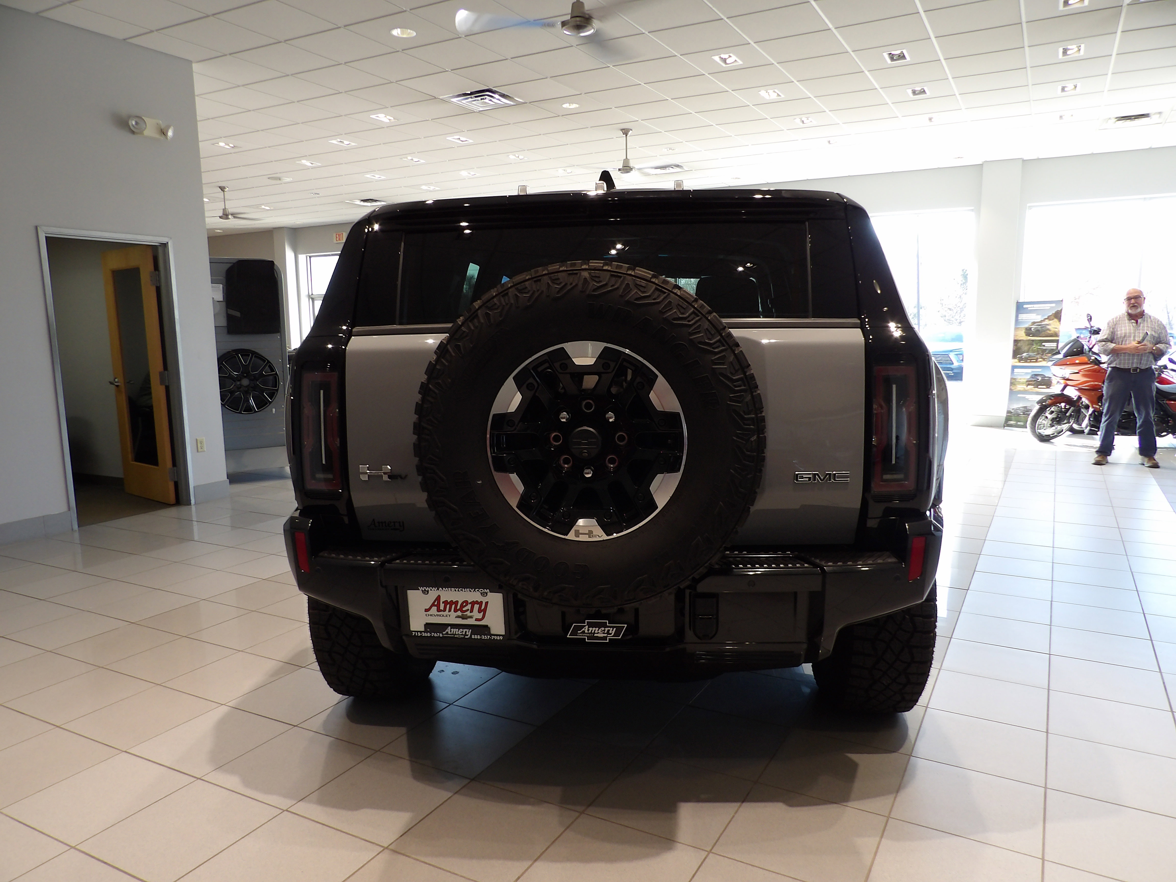 Used 2024 GMC Hummer EV 2X image 4