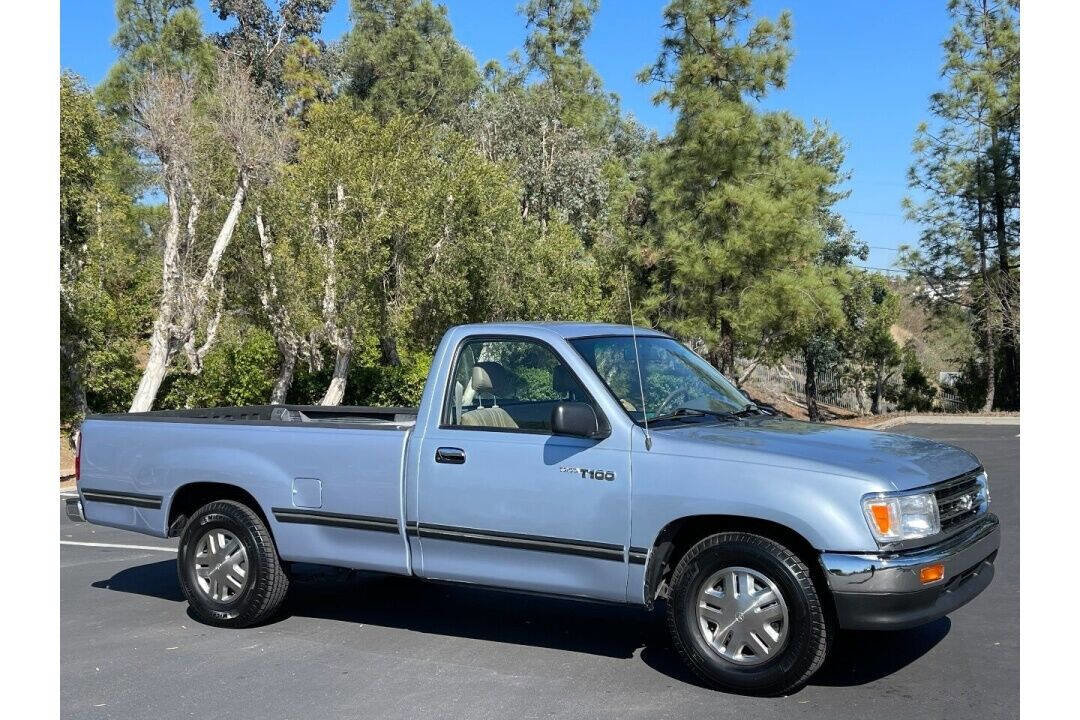 Used 1993 Toyota T100 2WD Regular Cab image 2