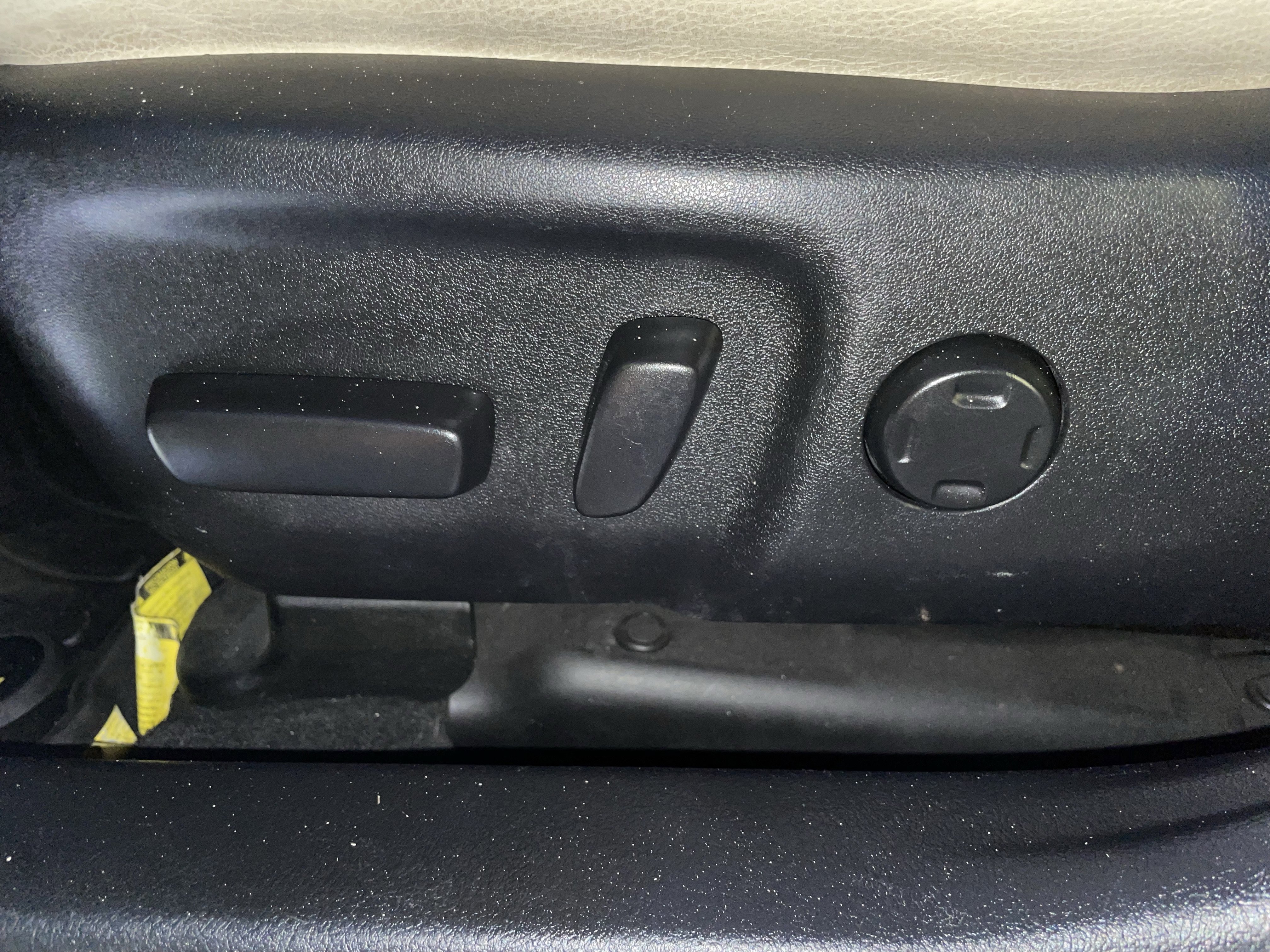 Used 2017 Toyota Avalon XLE Premium w/ Protection Package image 14