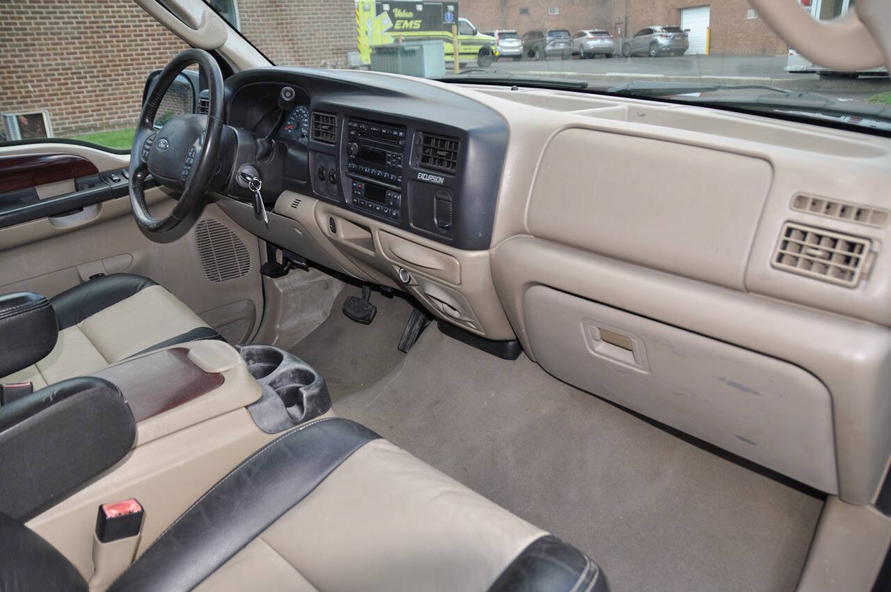 Used 2005 Ford Excursion Eddie Bauer RWD image 27