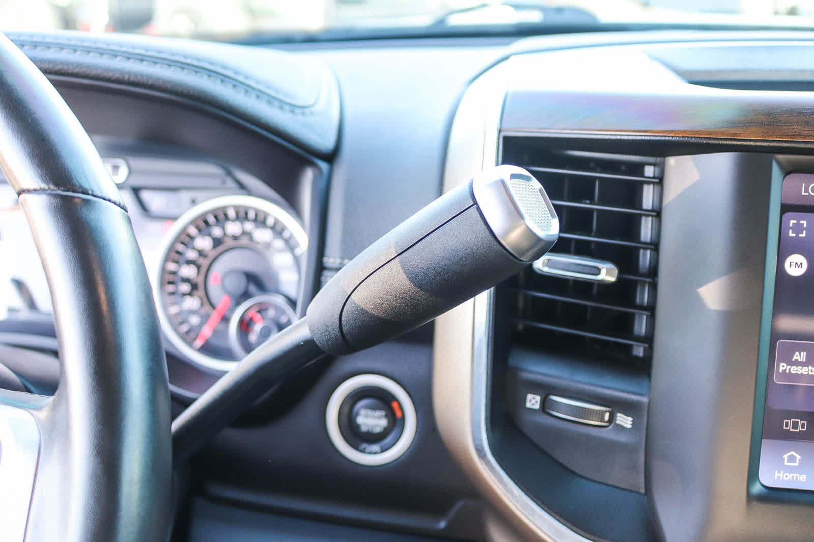 Used 2022 RAM 2500 Laramie AWD/4WD image 19