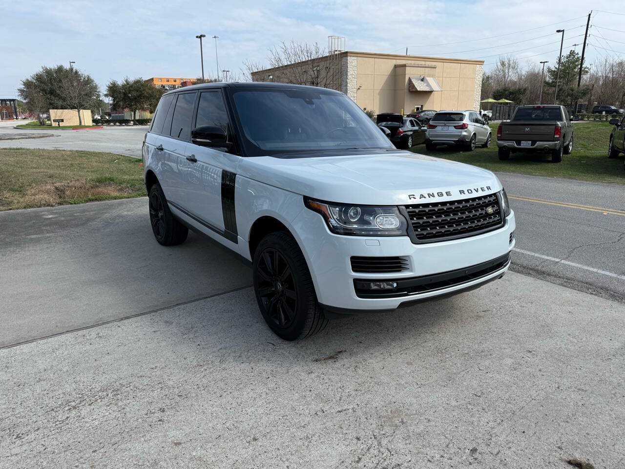 Used 2016 Land Rover Range Rover HSE AWD/4WD image 4