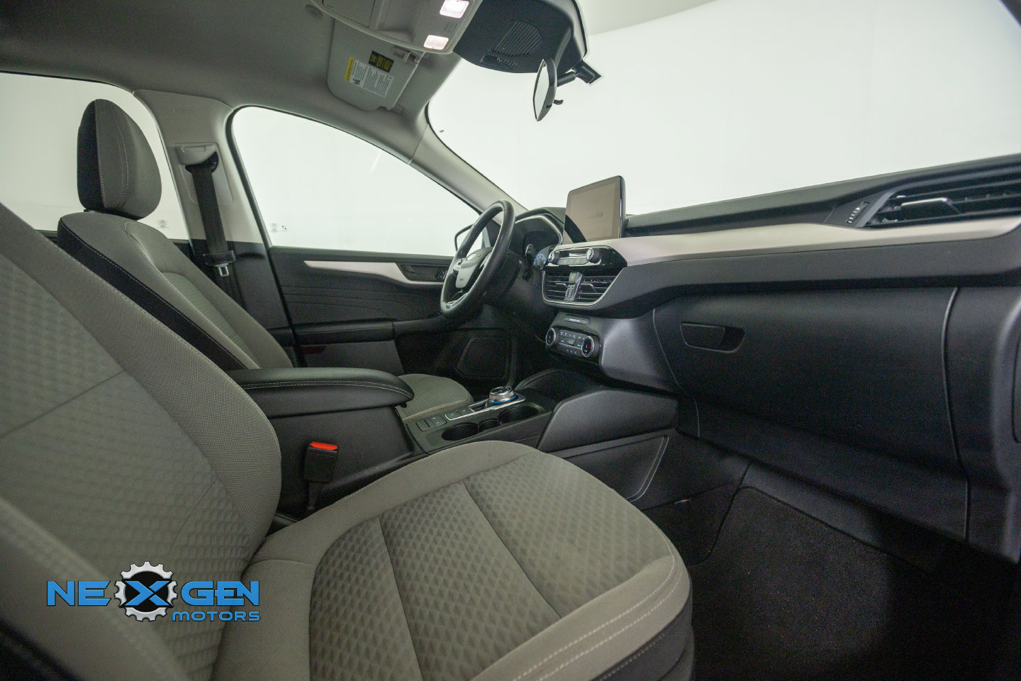Used 2022 Ford Escape SE w/ SE Sport Appearance Package FWD image 44