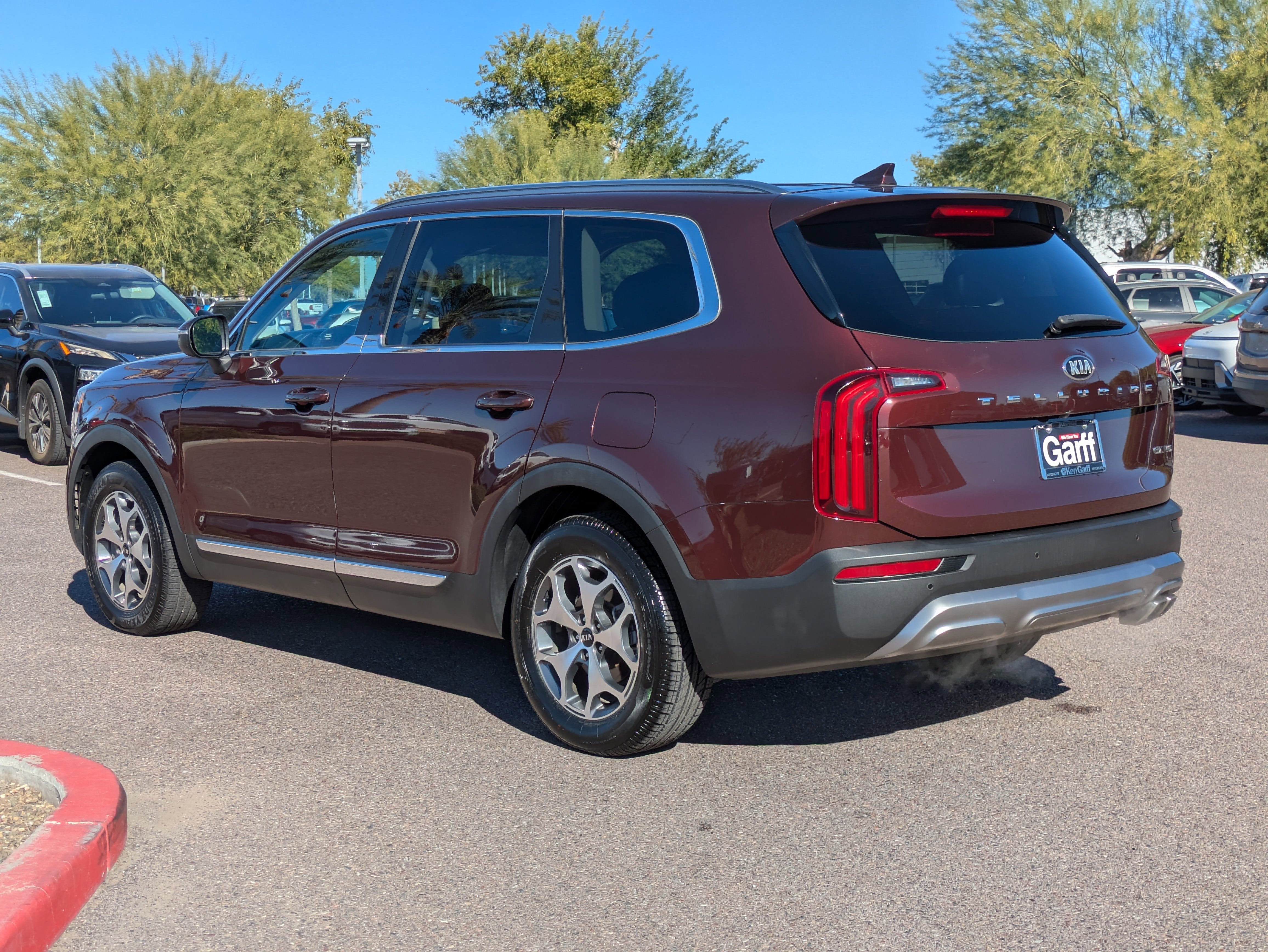 Used 2020 Kia Telluride EX image 5