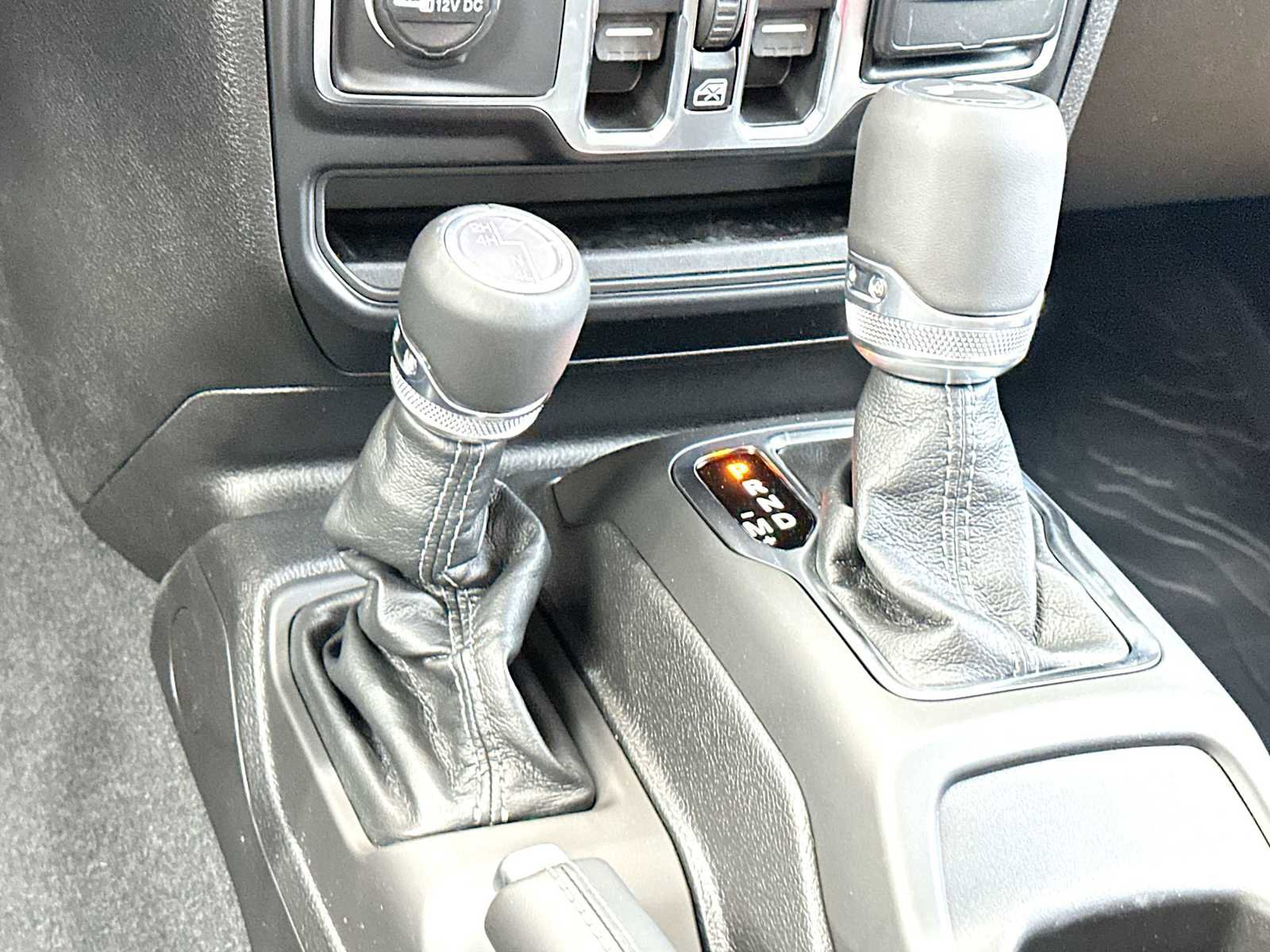 New 2026 Jeep Wrangler Unlimited Sahara AWD/4WD image 21