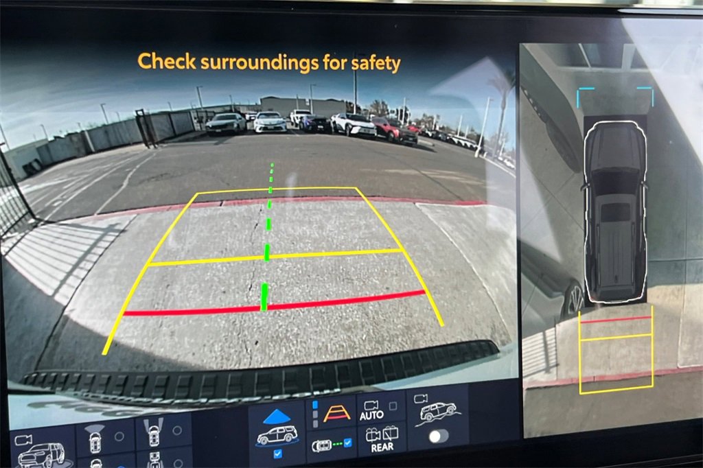 Certified 2025 Toyota 4Runner TRD Off-Road Premium image 21