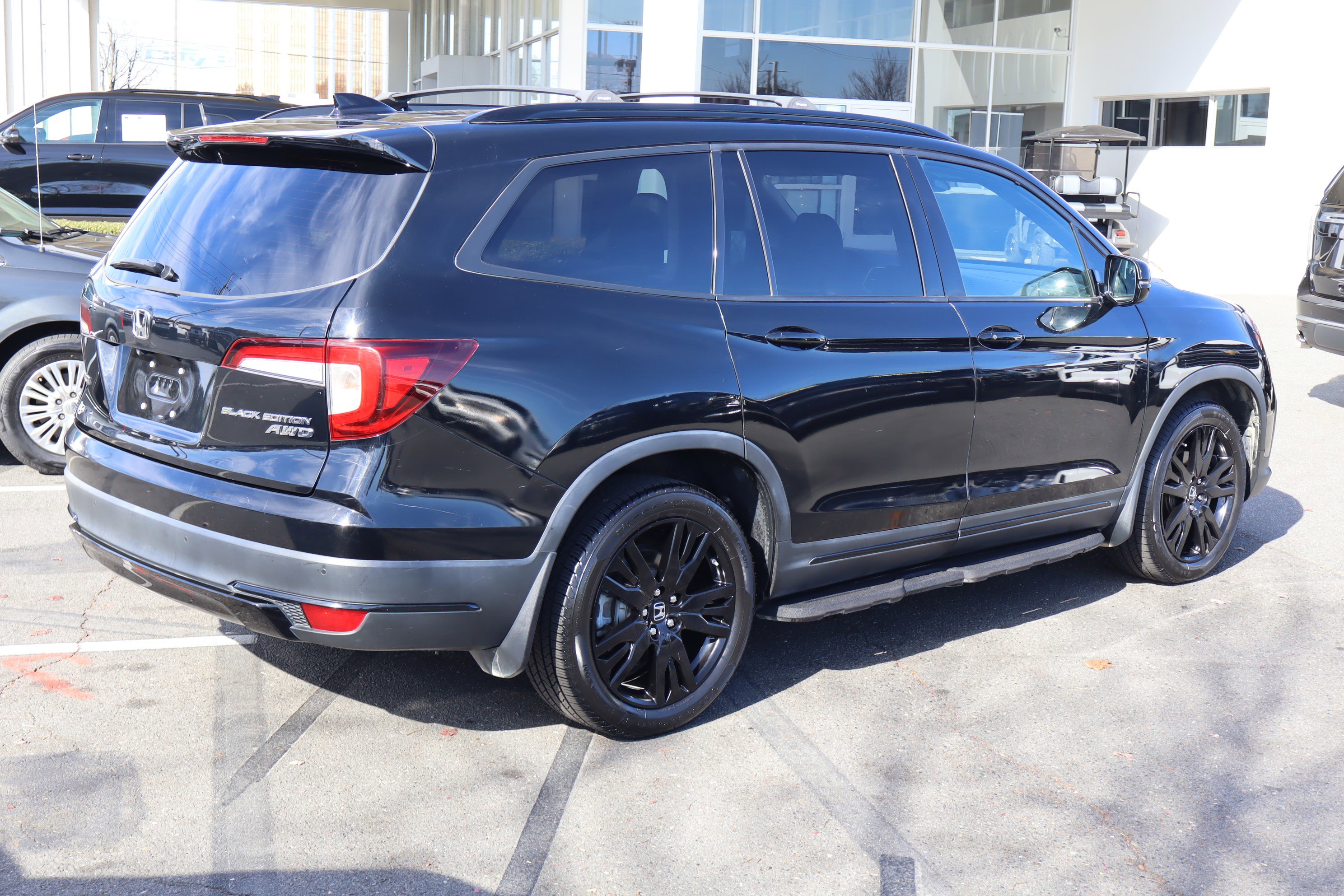 Used 2020 Honda Pilot Black Edition image 10