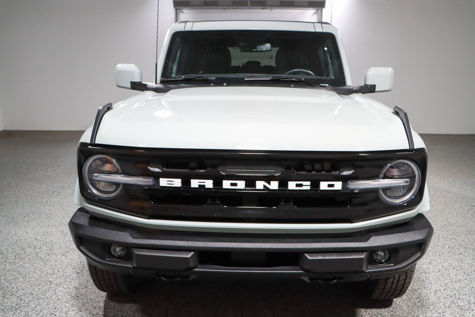 Used 2023 Ford Bronco Outer Banks AWD/4WD image 4