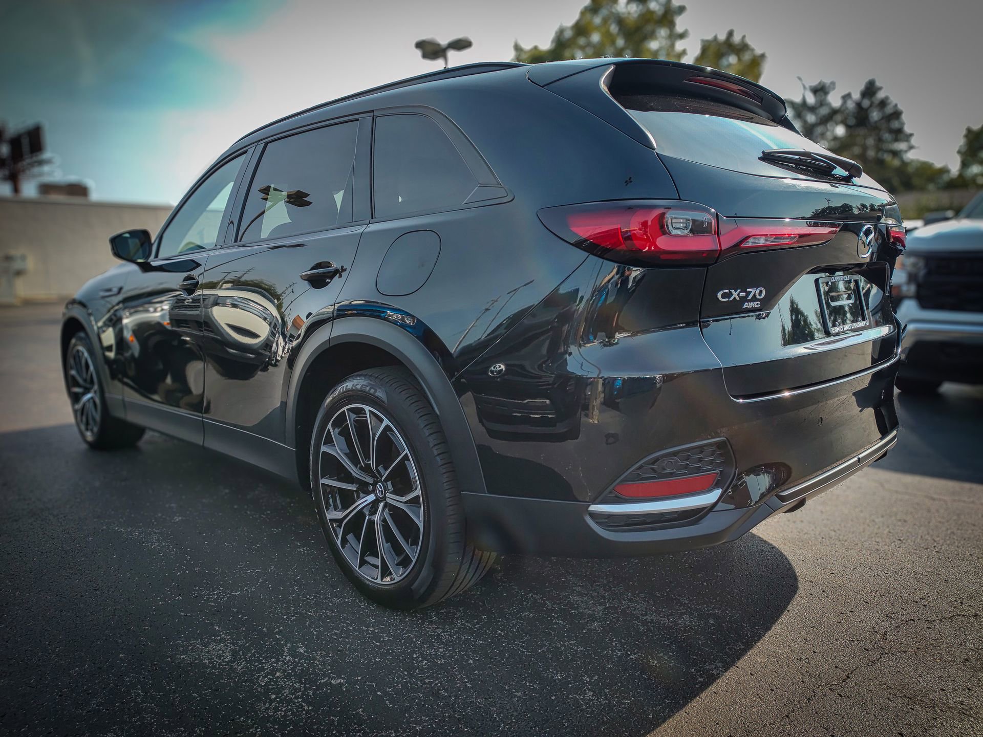 Used 2025 MAZDA CX-70 Plug-In Hybrid w/ Premium Pkg image 22