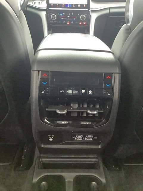 Certified 2021 Jeep Grand Cherokee L Overland w/ Luxury Tech Group IV AWD/4WD image 25