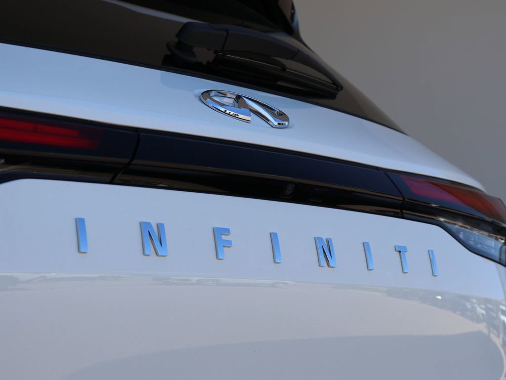 Certified 2025 INFINITI QX60 Pure w/ Cargo Package AWD/4WD image 38