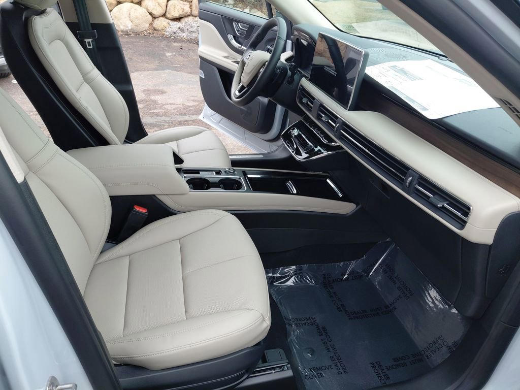 New 2026 Lincoln Corsair Grand Touring image 33