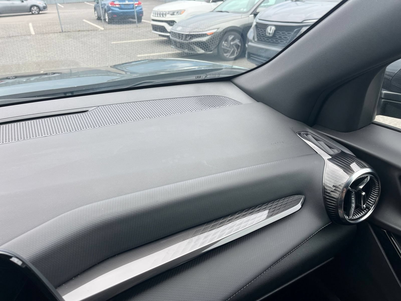 Used 2025 Chevrolet Equinox LT FWD image 35