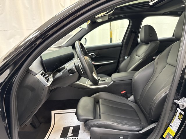 Used 2024 BMW 330e xDrive image 12