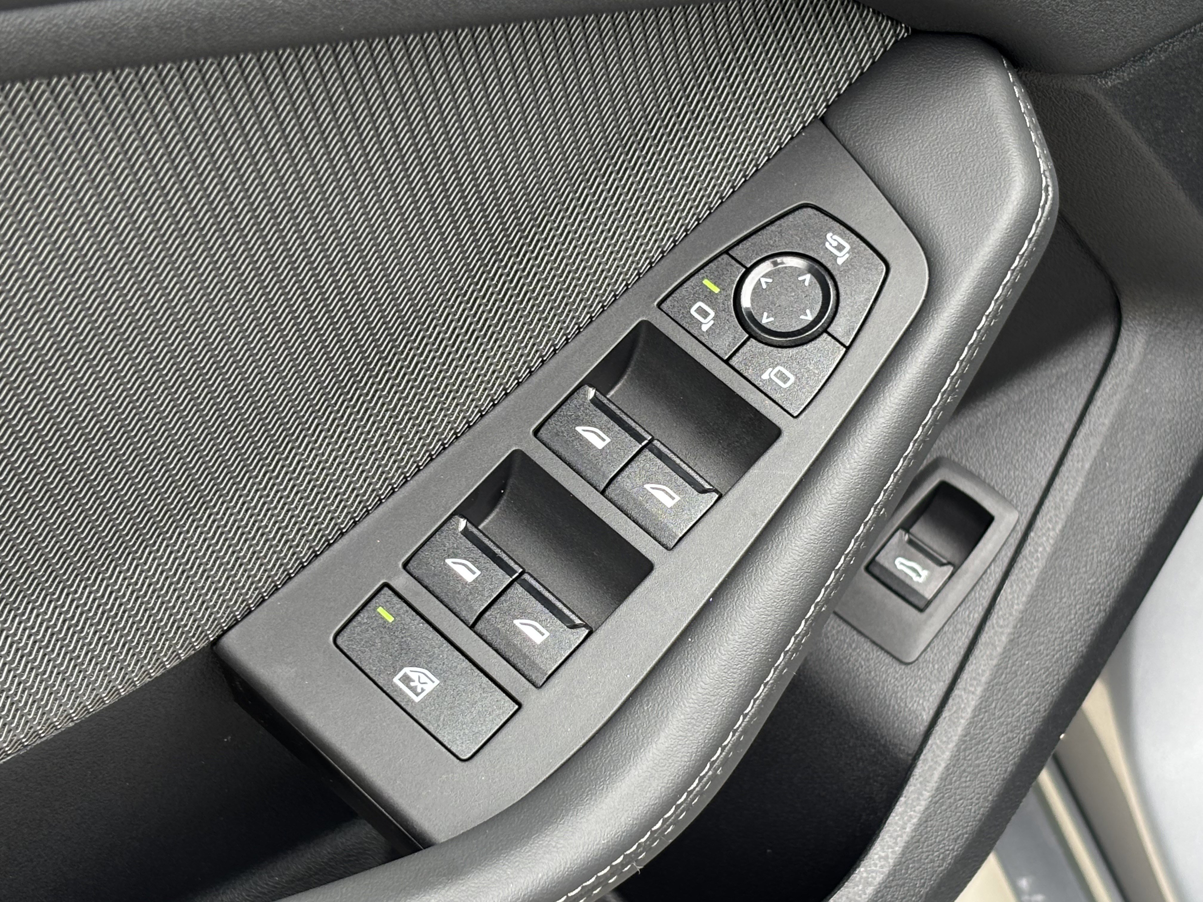Used 2026 BMW 228i w/ Technology Package FWD image 14
