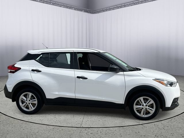 Used 2020 Nissan Kicks S FWD image 6