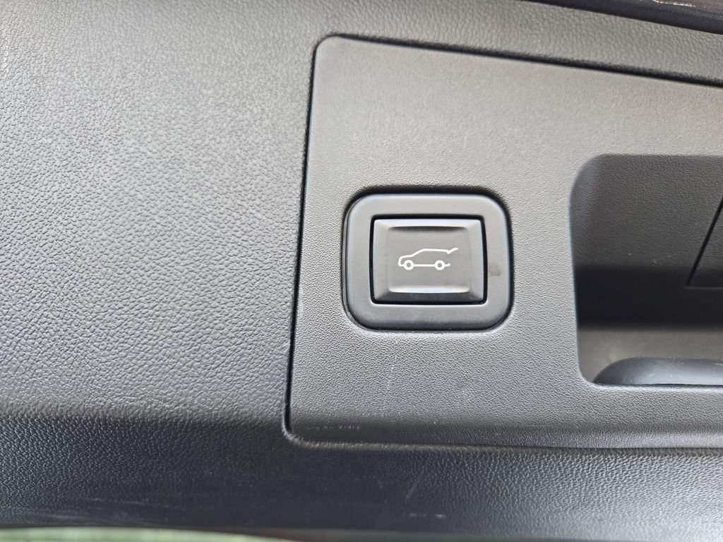 Used 2022 Cadillac XT5 Luxury image 46