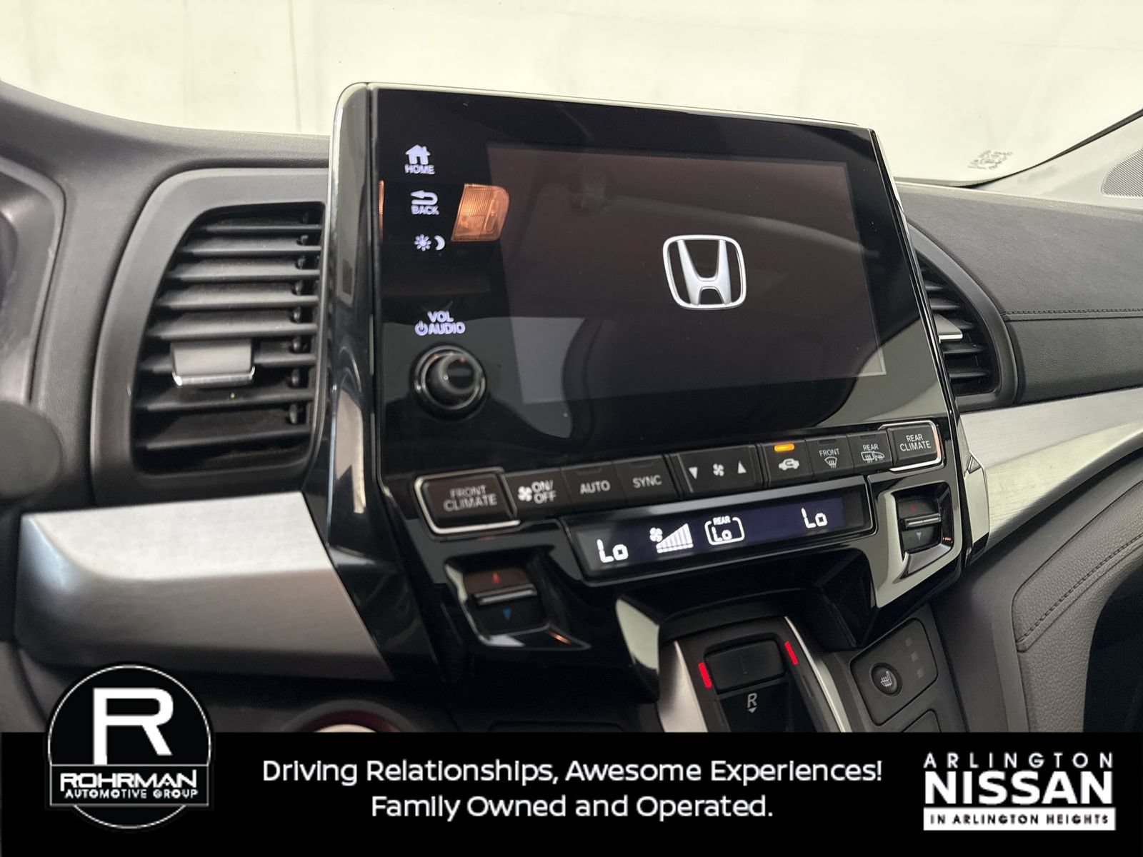 Used 2018 Honda Odyssey Touring image 6
