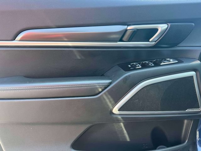Used 2025 Kia Telluride S AWD/4WD image 18