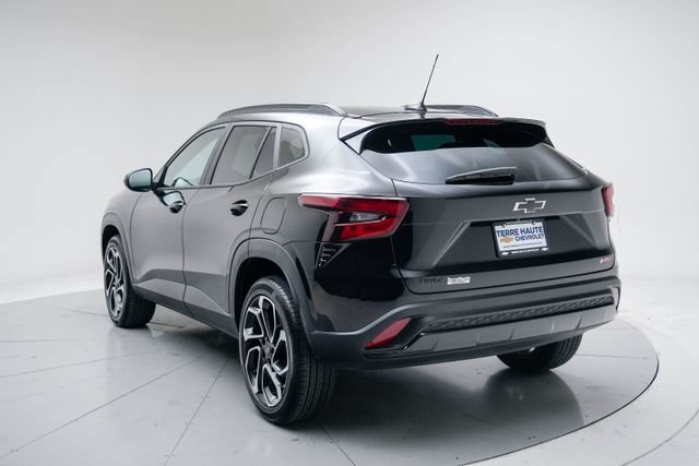 Used 2026 Chevrolet Trax RS w/ Driver Confidence Package FWD image 4