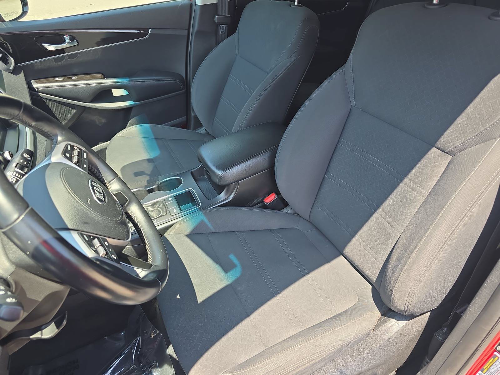 Used 2020 Kia Sorento S FWD image 15