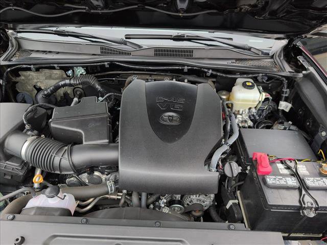 Used 2021 Toyota Tacoma TRD Off-Road w/ TRD Premium Off Road Package AWD/4WD image 23