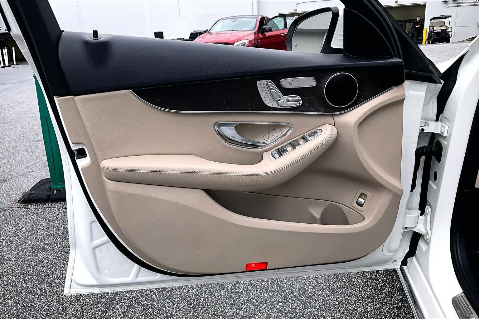 Used 2019 Mercedes-Benz C 300 Sedan image 21