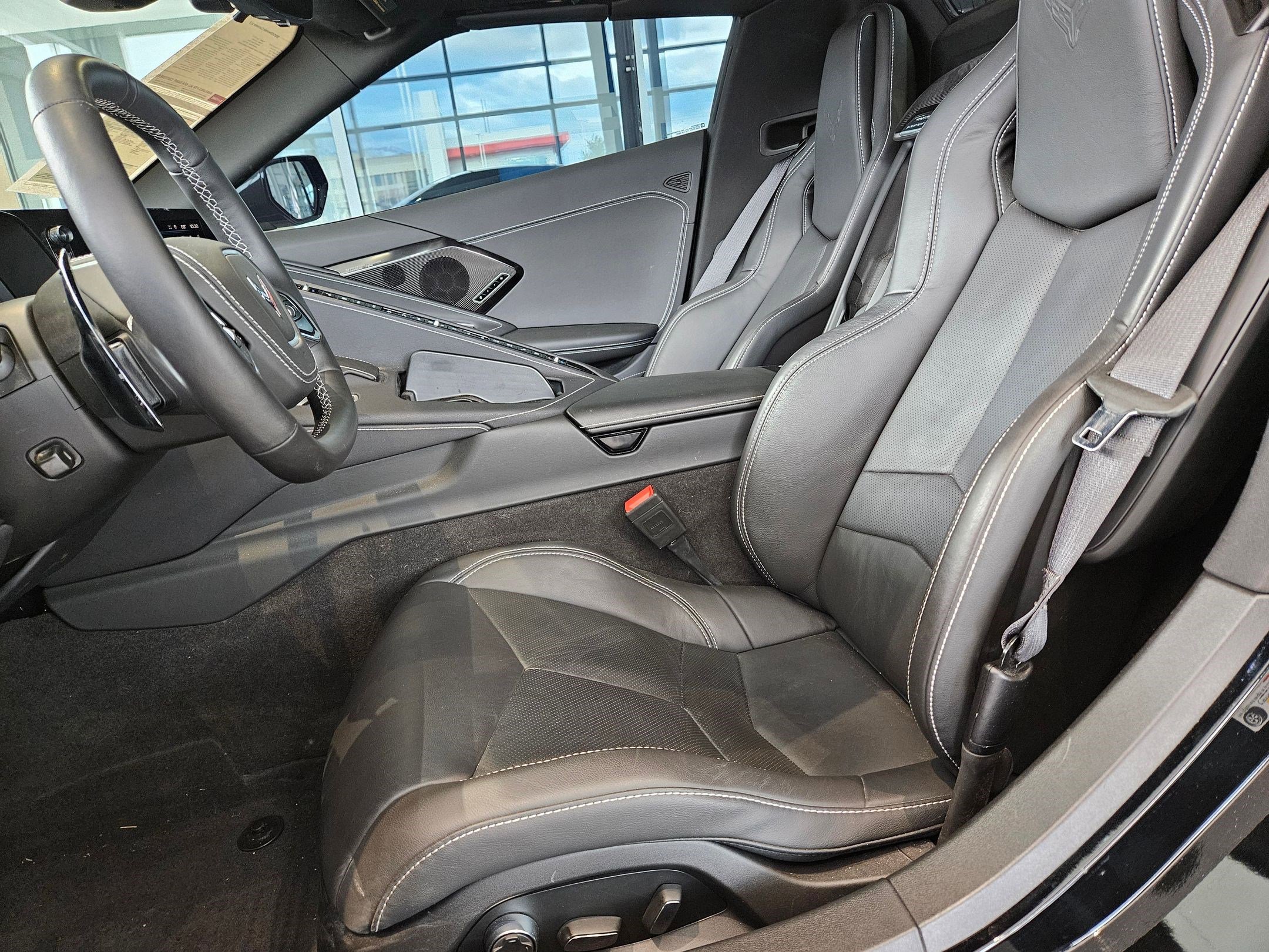 Used 2025 Chevrolet Corvette Stingray Preferred Conv w/ Z51 Performance Package image 15