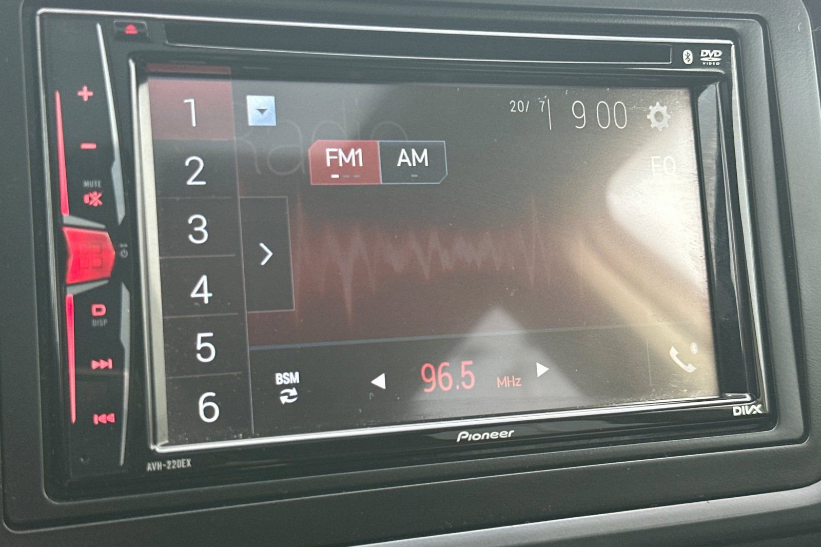 Used 2012 Volkswagen Golf 4-Door image 15