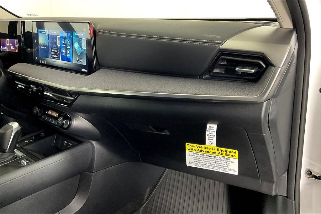 New 2026 Nissan Kicks SV image 21