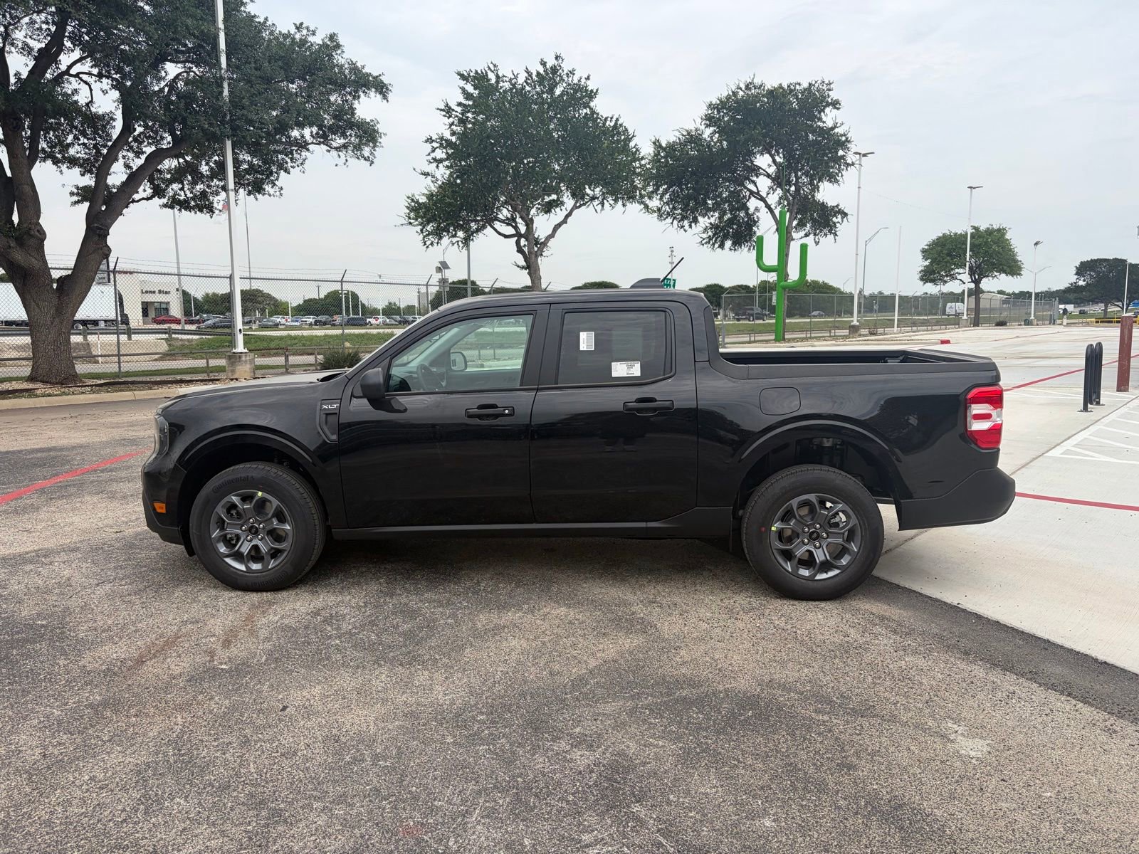 New 2026 Ford Maverick XLT FWD image 2