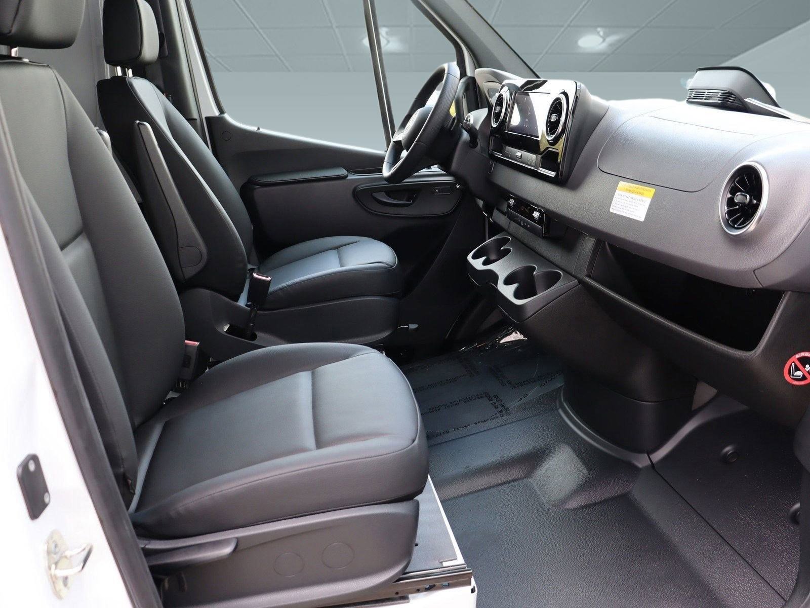 New 2025 Mercedes-Benz Sprinter 2500 image 34