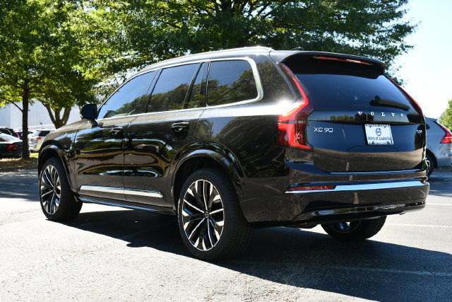 New 2026 Volvo XC90 T8 Plus w/ Protection Package AWD/4WD image 5