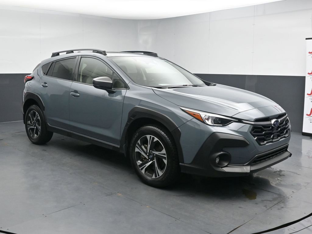 Used 2024 Subaru Crosstrek 2.0i Premium AWD/4WD image 2
