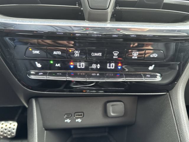 Certified 2025 Buick Encore GX Avenir w/ Avenir Technology Package AWD/4WD image 19